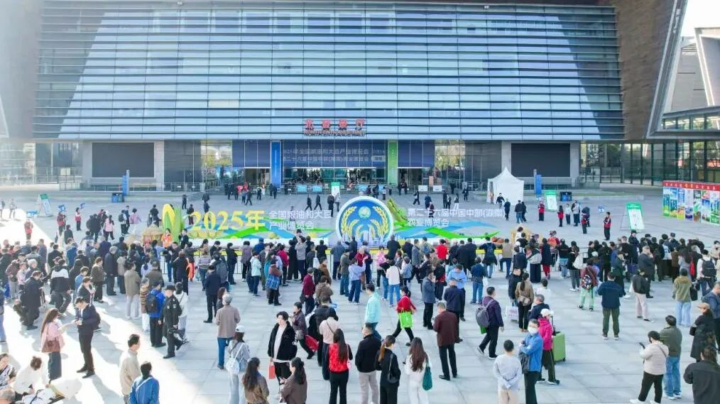 糧油安則天下安！沃得新能源農(nóng)機(jī)扛起增產(chǎn)提質(zhì)大旗